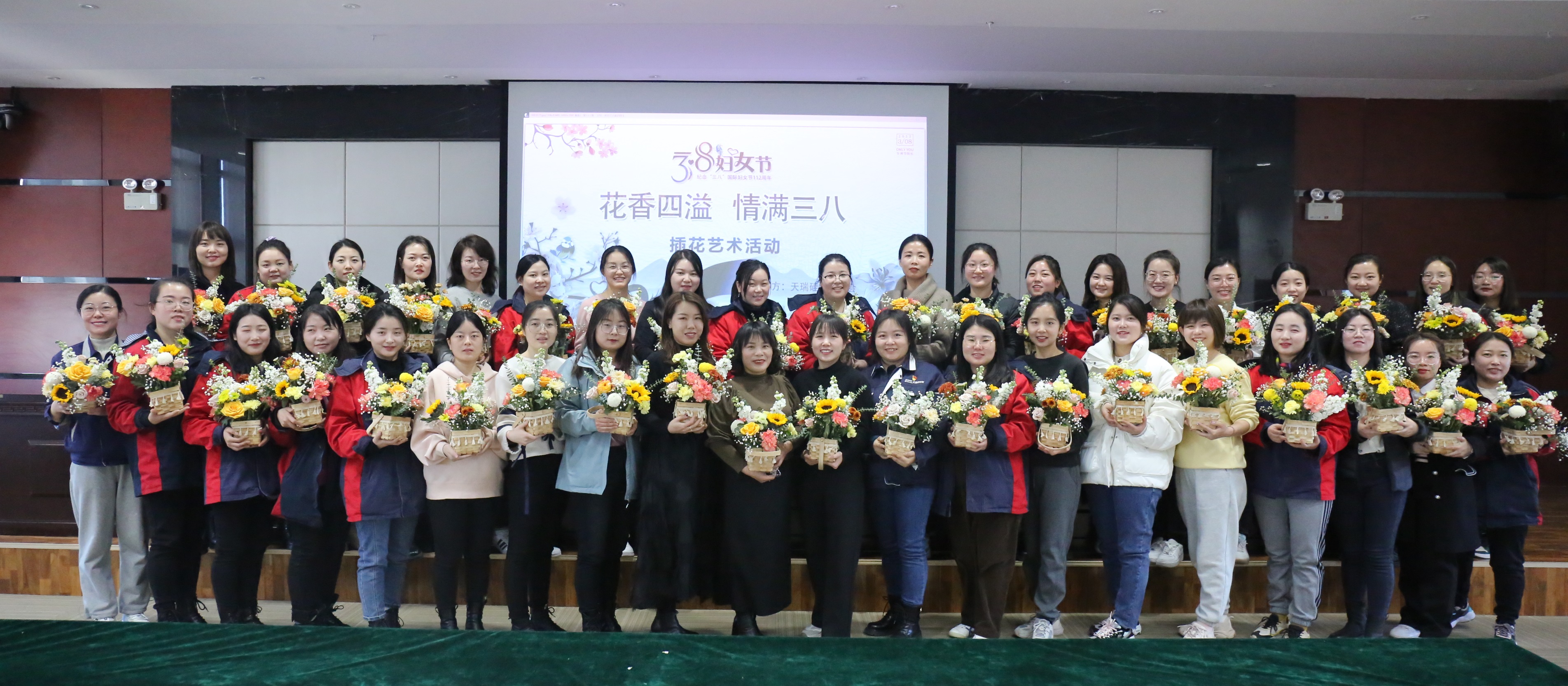 1646209721866703.jpeg CE0A1093-1.jpg